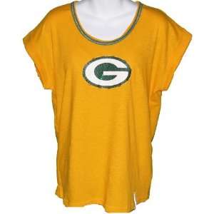   Green Bay Packers Gold Ramp Up Rhinestone T shirt: Sports & Outdoors