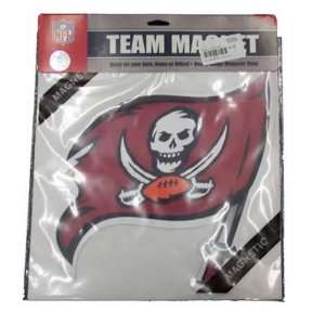  Tampa Bay Buccaneers Pirate Flag Car Magnet: Sports 
