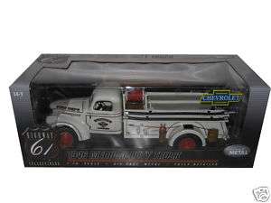 1946 Chevrolet Fire Engine Truck White 1:16 Highway 61  