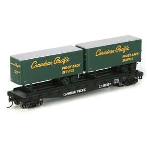    HO RTR 50 Flat with 2 25 Trailers, CPR #503017: Toys & Games