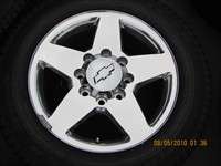 this is a super nice take off set of new 2011 hd 2500 forged wheels 