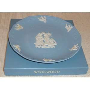 Wedgwood Jasperware 1997 Christmas Plate