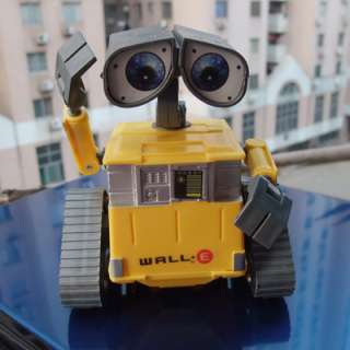 New 12CM 5 WALL E WALLE Robot Disney Action Figures Toy Cute Eyes 