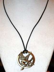 The Hunger Games Official Mockingjay Pin Extra Necklace Katniss 