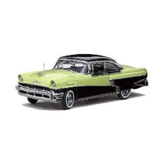  Hard Top (1956, 118, Tuxedo Black & Grove Green) diecast car model 