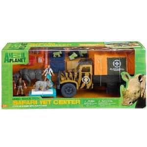  Animal Planet Safari Vet Center Truck: Toys & Games