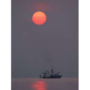  Shrimp Boat at Sunrise, Tybee Island, Georgia, USA Premium 