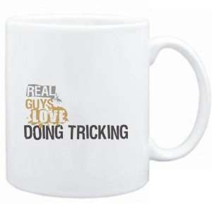   Mug White  Real guys love doing Tricking  Sports: Sports & Outdoors