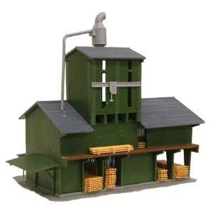  Model Power Lumber Yard (Built Up) Toys & Games
