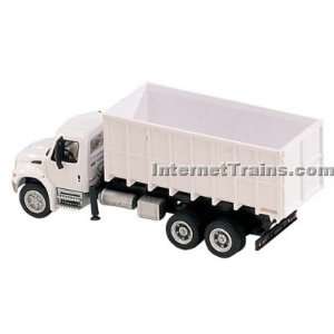   HO Scale International 4300 3 Axle Roll On/Off Dumpster Truck   White