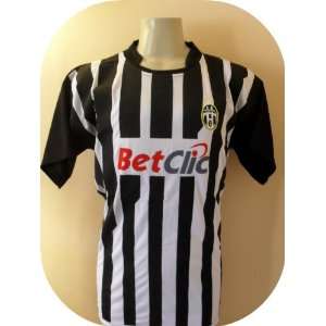    JUVENTUS ITALY SOCCER JERSEY SIZE LARGE.NEW