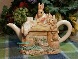 Schmid Beatrix Potter Musical Teapot Music box  