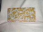   LILLY PULITZER CLASSIC WHITE FIRST IMPRESSION SHELL SHOCKED CLUTCH BAG