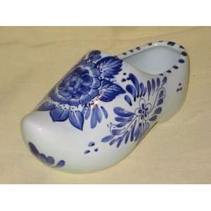 Vintage Delft Blue Holland Porcelain  Flower Scene  7x3 