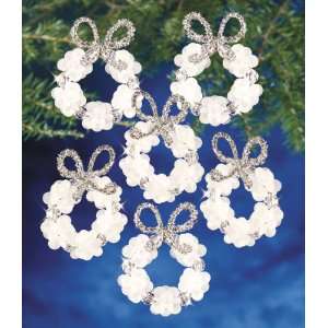  Beadery Holiday Beaded Ornament Kit frosted Wreath 2.25 