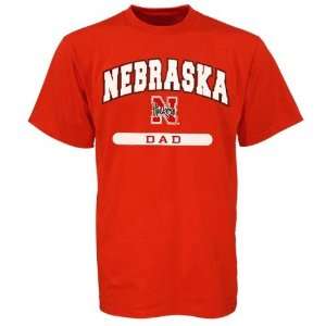 Russell Nebraska Cornhuskers Scarlet Dad T shirt:  Sports 