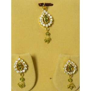  Green and White Cubic Zirconia Pendant Earring Set 