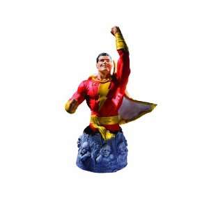  DC Direct Heroes of the DC Universe Shazam   Bust Toys & Games
