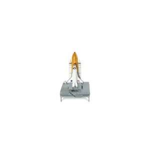   Herpa Wings Space Shuttle Atlantis On Launch Pad Model: Toys & Games