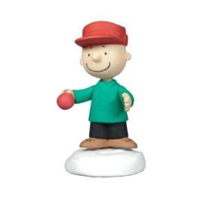  Peanuts Charlie Brown with Ornament Bobble Head Christmas 