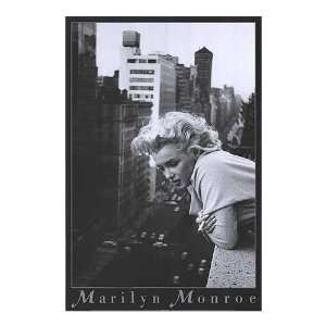  Monroe, Marilyn (25) Movie Poster, 23.25 x 35