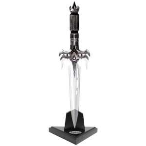  Trelek Dagger with Display Stand