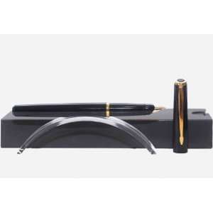  Parker Inflection: Laque Black GT Fountain Pen, Gold Trims, Gold 