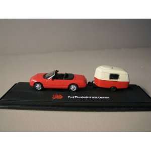  HO Scale 2003 Ford Thunderbird w/ Trailer: Toys & Games