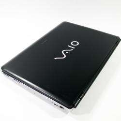 Sony Vaio VGN CR515E/B 2GHz Core 2 Duo 3GB/ 250GB Laptop (Refurbished 