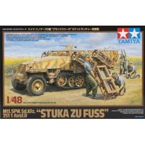   Sd.Kfz. 251/1 Ausf.D Stuka Zu Fuss (Plastic Model Vehicl: Toys & Games
