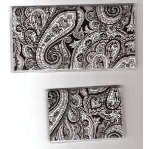   Debit Set Made with Black and White Paisley Fabric 