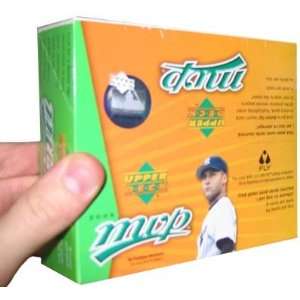  2005 Upper Deck MVP Baseball Retail Box   24P8C: Sports 