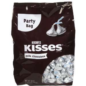  Hersheys Milk Chocolate Kisses Party Bag, 40 oz Beauty