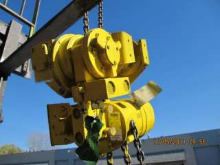 TON YALE KAL AIR CHAIN HOIST WITH TRACTOR TROLLEY UN USED 20 LIFT 