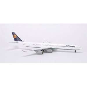 550901   Herpa Wings   Lufthansa Airbus A340 600  Spielzeug