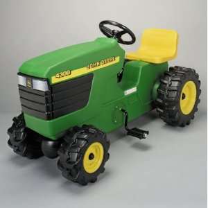  4300 Plastic Pedal Tractor Toys & Games
