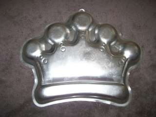 Wilton Cake Pan Princess King Queen Crown Mold Treat TIARA EUC  