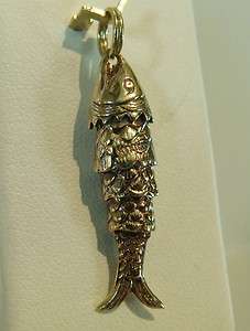 14K YELLOW GOLD 3D ORNATE ARTICULATED FISH CHARM PENDANT 3 gr  