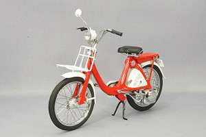EBBRO 1:10 Little Honda P25 Red Bike Motorcycle  