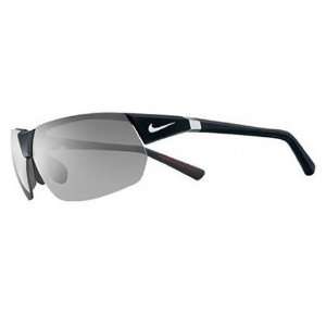 Nike Sunglasses   Victory / Frame Black Lens Golf Tint/Gray [Eyewear 