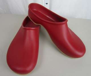 Red Womens Rubber Sloggers Slides Shoes Sz 10   